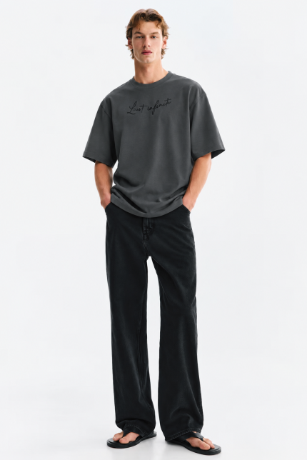 Drop shoulder T-shirt